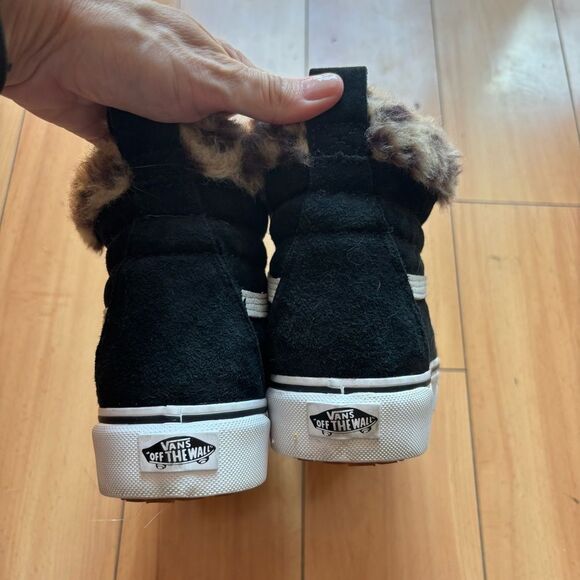 Vans SK8-Hi Fur Lined platform High Tops - Picture 6 of 9